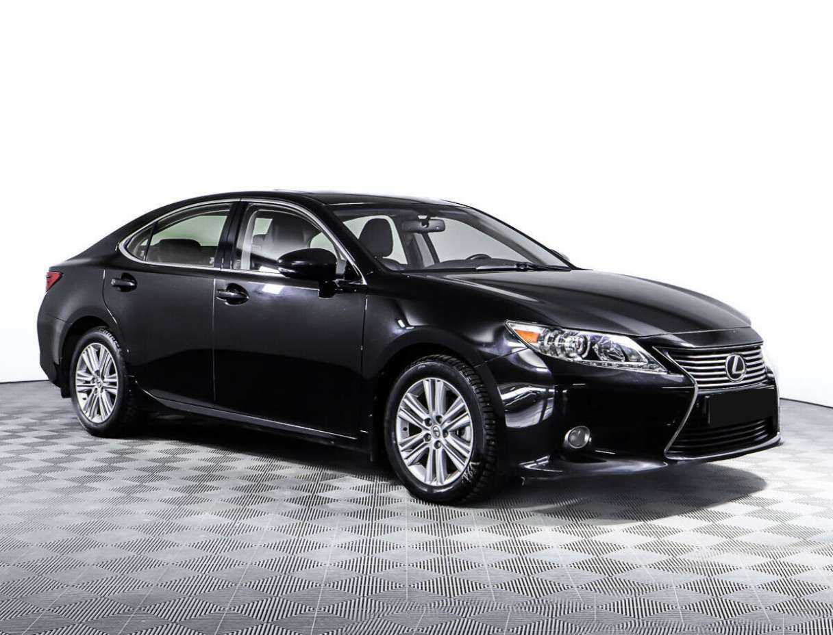 Б/У Лексус ЕС 2014 года. Фото: #1