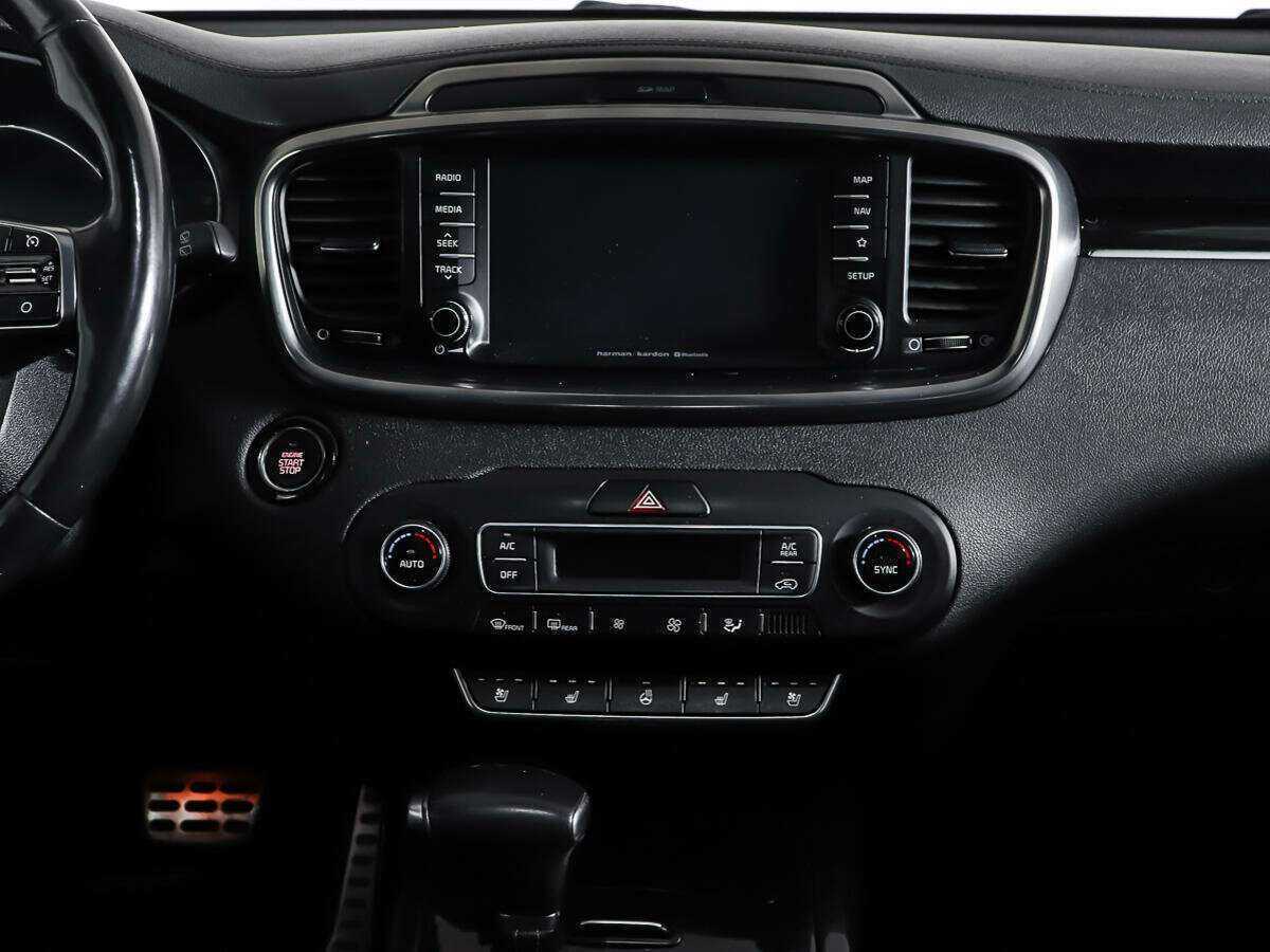 Б/У Киа Соренто 2017 года. Фото: #13