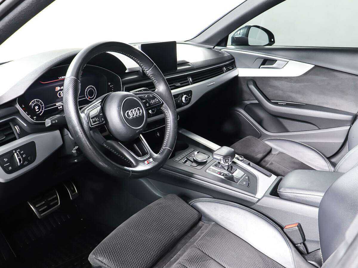 Б/У Ауди А4 2017 года. Фото: #12