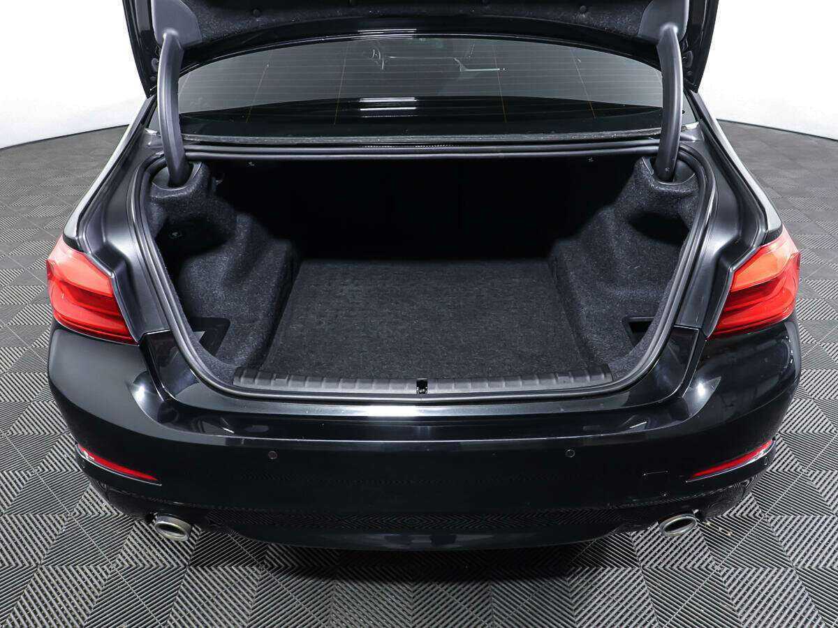 Б/У БМВ 5 серии 2017 года. Фото: #9