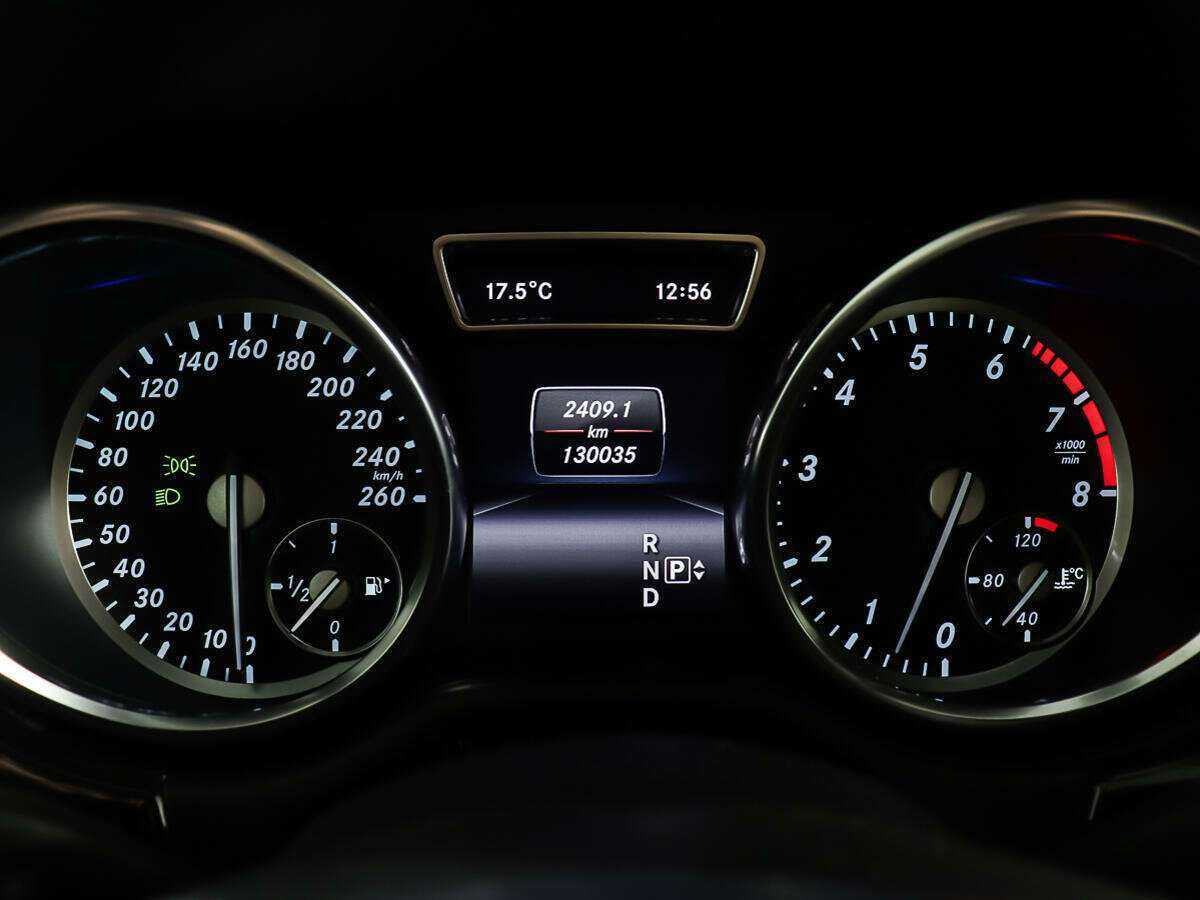 Б/У Мерседес-Бенц М-Класс 2014 года. Фото: #13