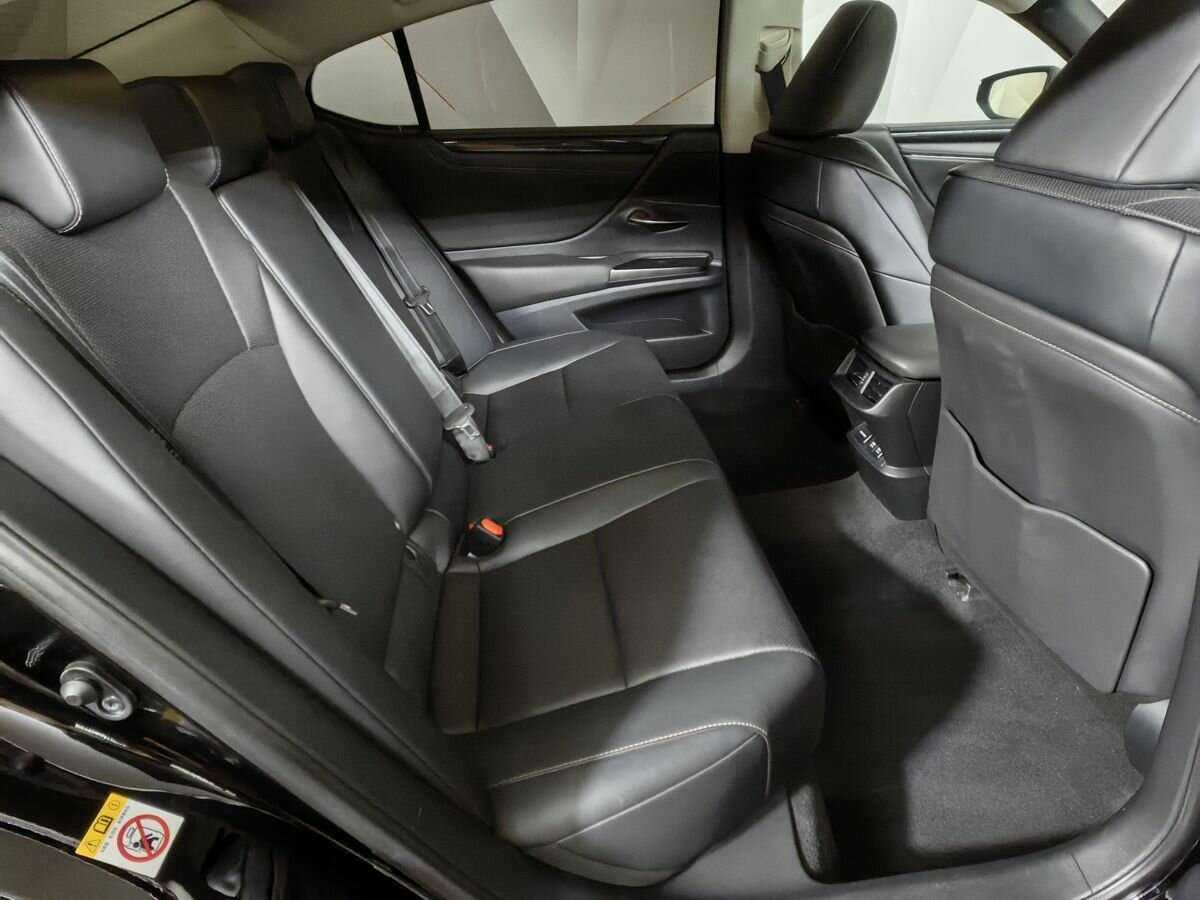 Б/У Лексус ЕС 2019 года. Фото: #11