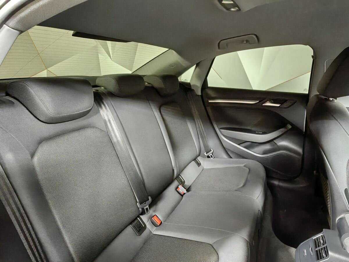 Б/У Ауди А3 2020 года. Фото: #11