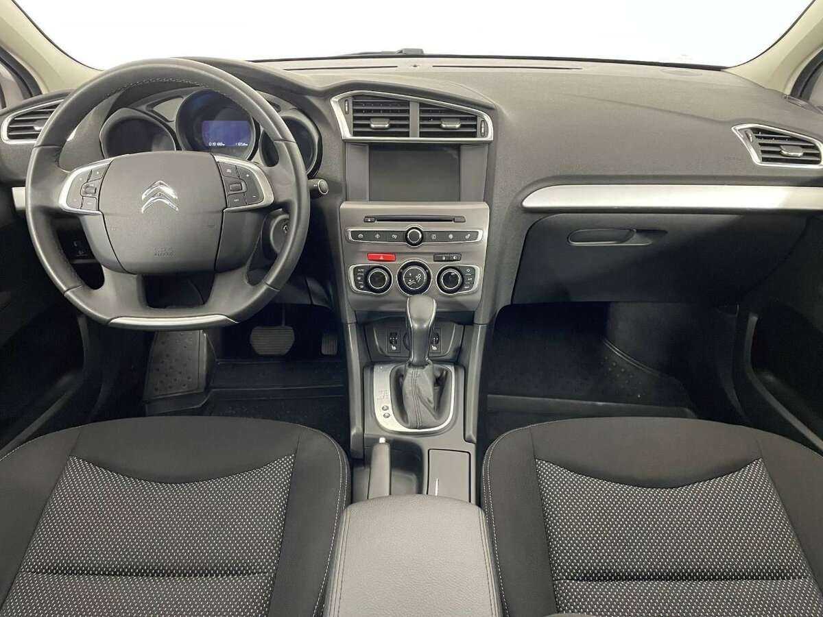 Б/У Ситроен Ц4 2021 года. Фото: #6