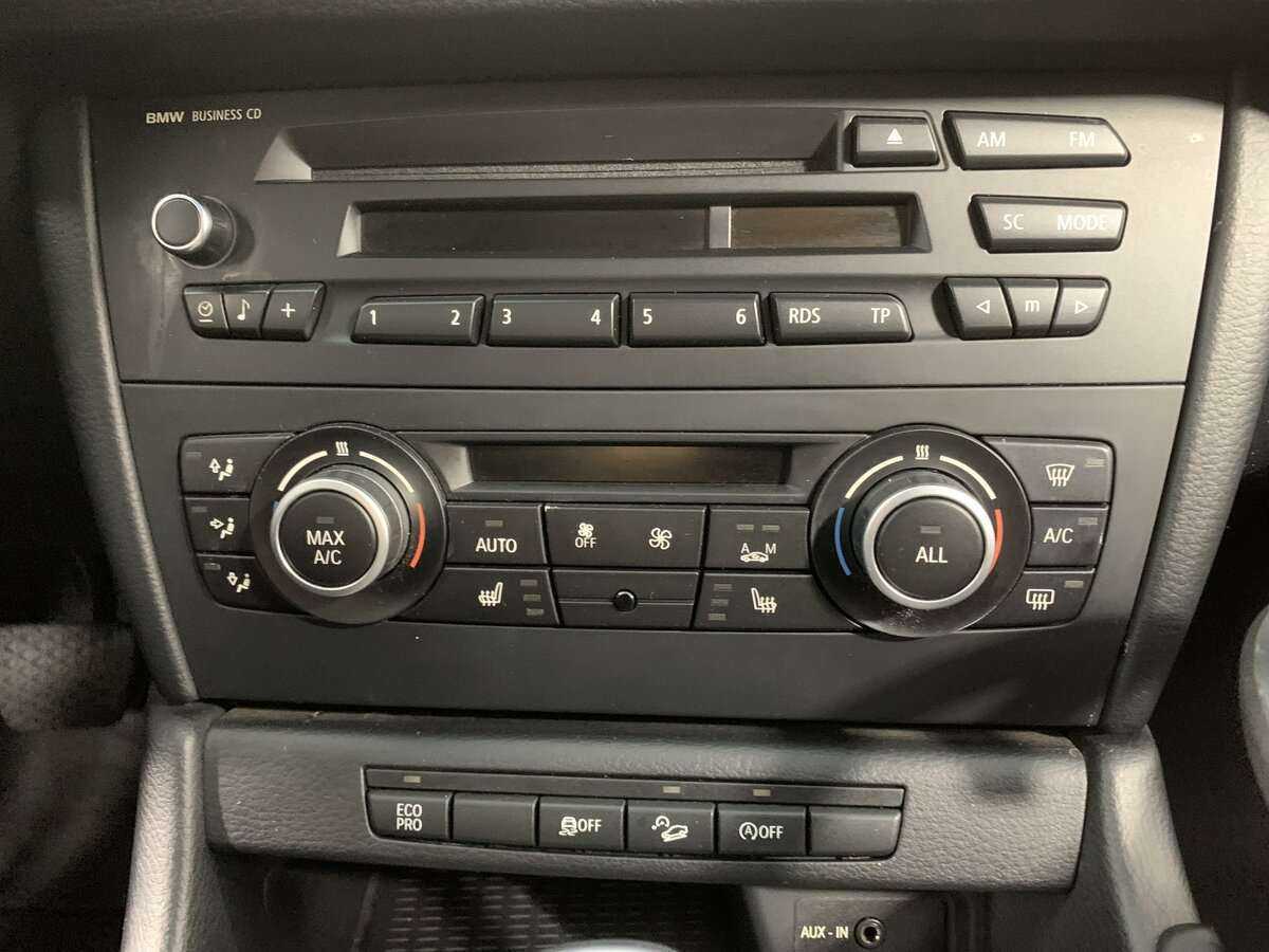 Б/У БМВ Икс1 2013 года. Фото: #10