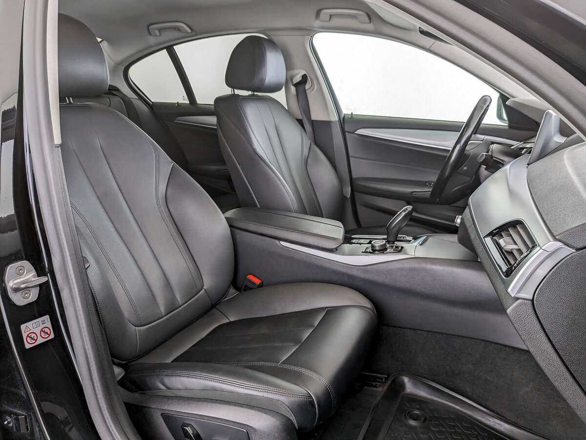 Б/У БМВ 5 серии 2018 года. Фото: #18