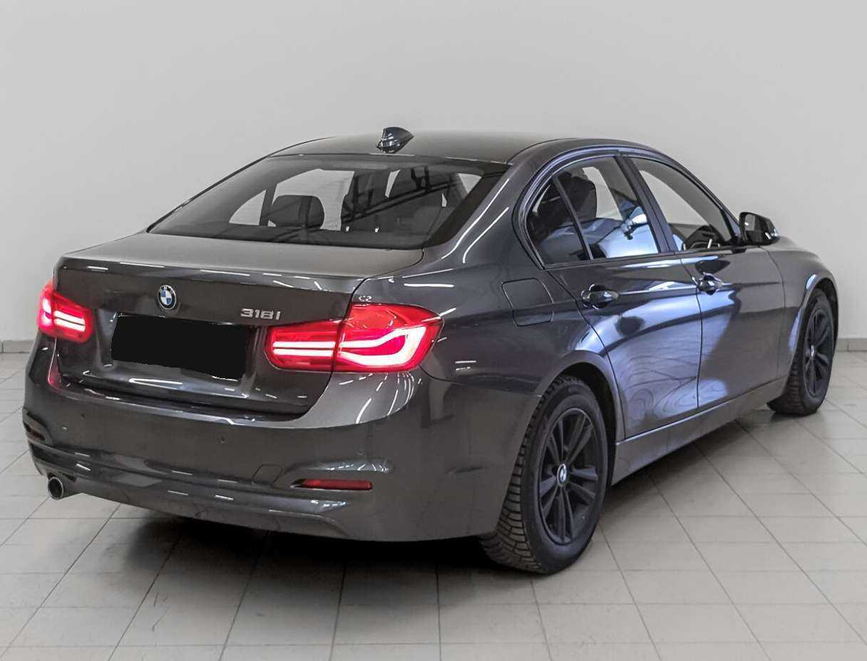 Б/У БМВ 3 серии 2018 года. Фото: #4