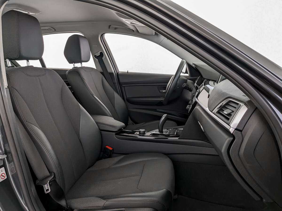 Б/У БМВ 3 серии 2018 года. Фото: #22