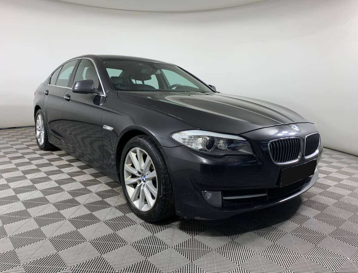 Б/У БМВ 5 серии 2012 года. Фото: #2
