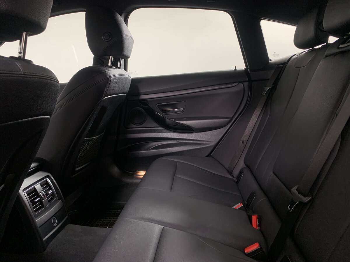 Б/У БМВ 3 серии 2017 года. Фото: #15