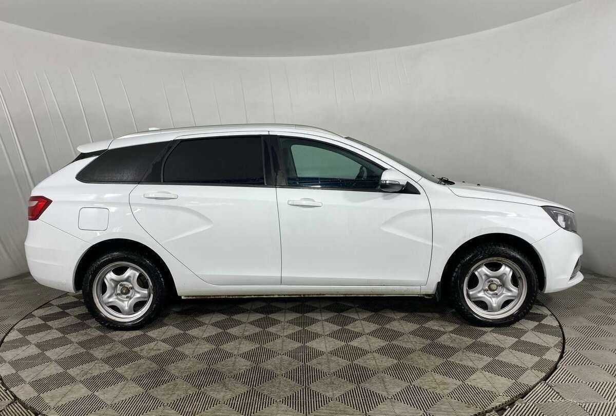 Б/У Лада (ВАЗ) Веста 2019 года. Фото: #3