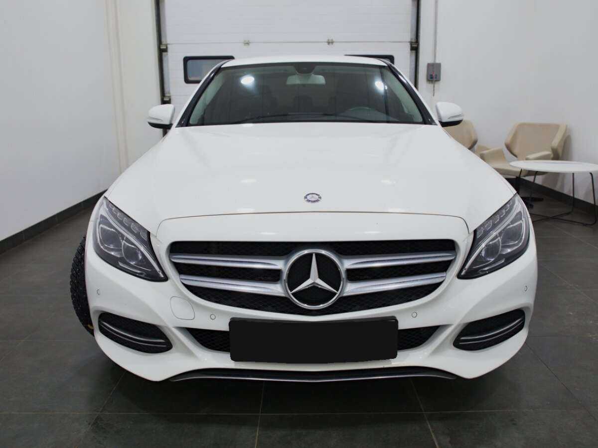 Б/У Мерседес-Бенц Ц-Класс 2014 года. Фото: #1