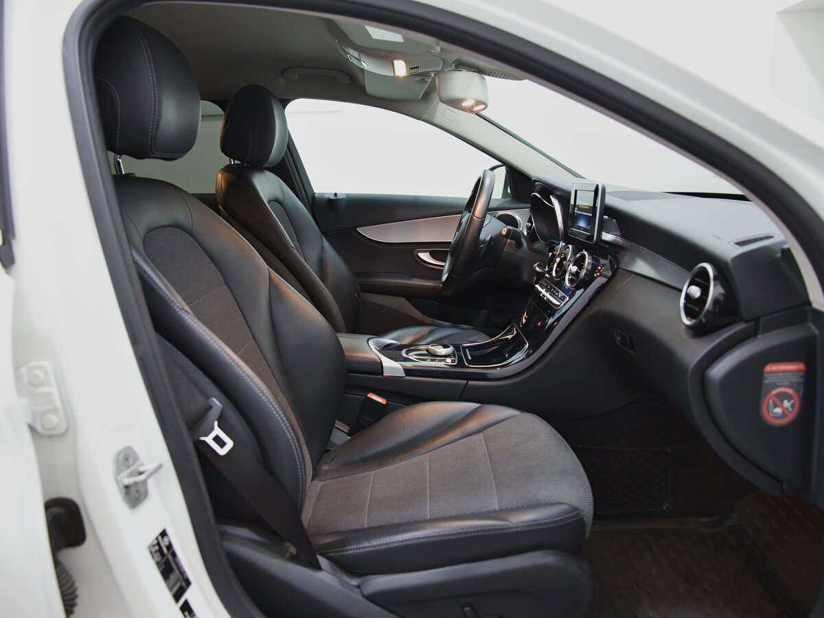 Б/У Мерседес-Бенц Ц-Класс 2014 года. Фото: #6