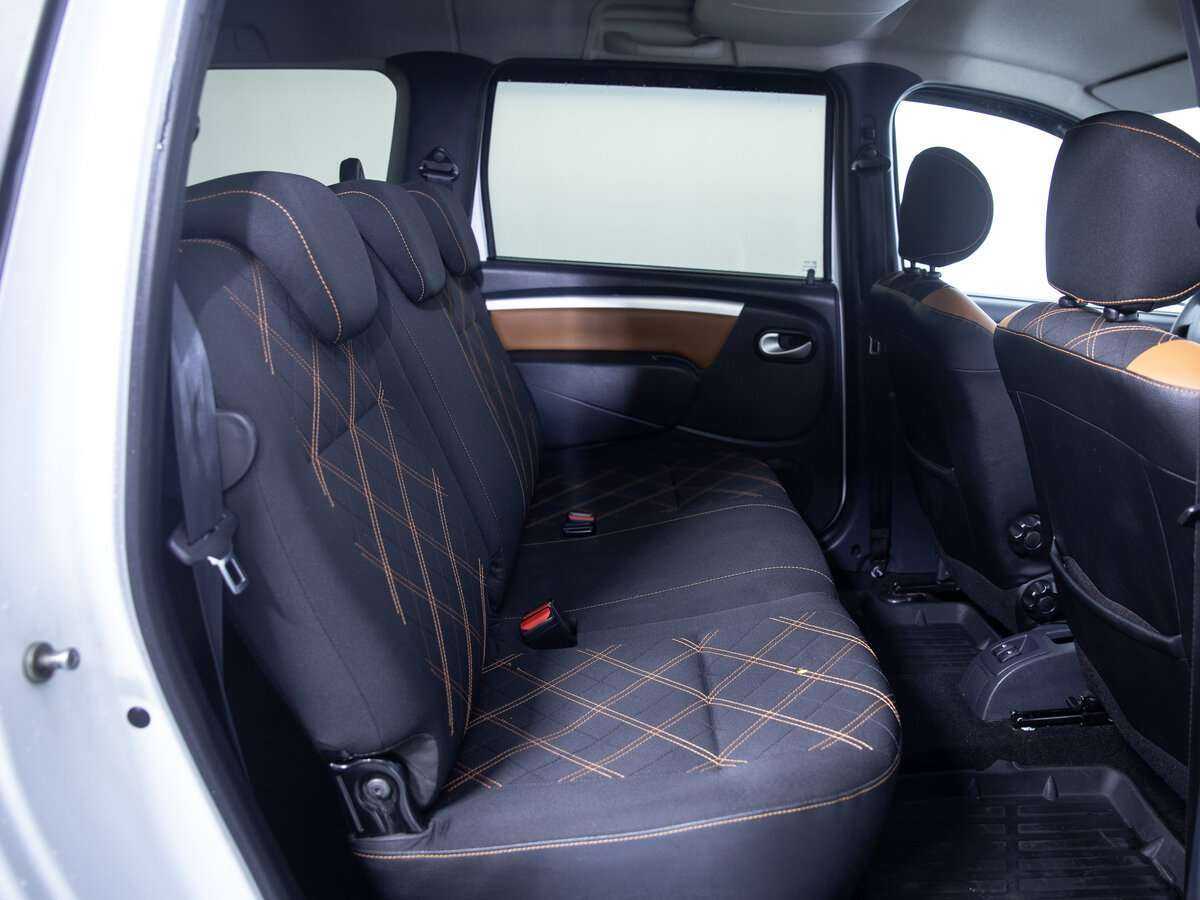 Б/У Лада (ВАЗ) Ларгус 2019 года. Фото: #9