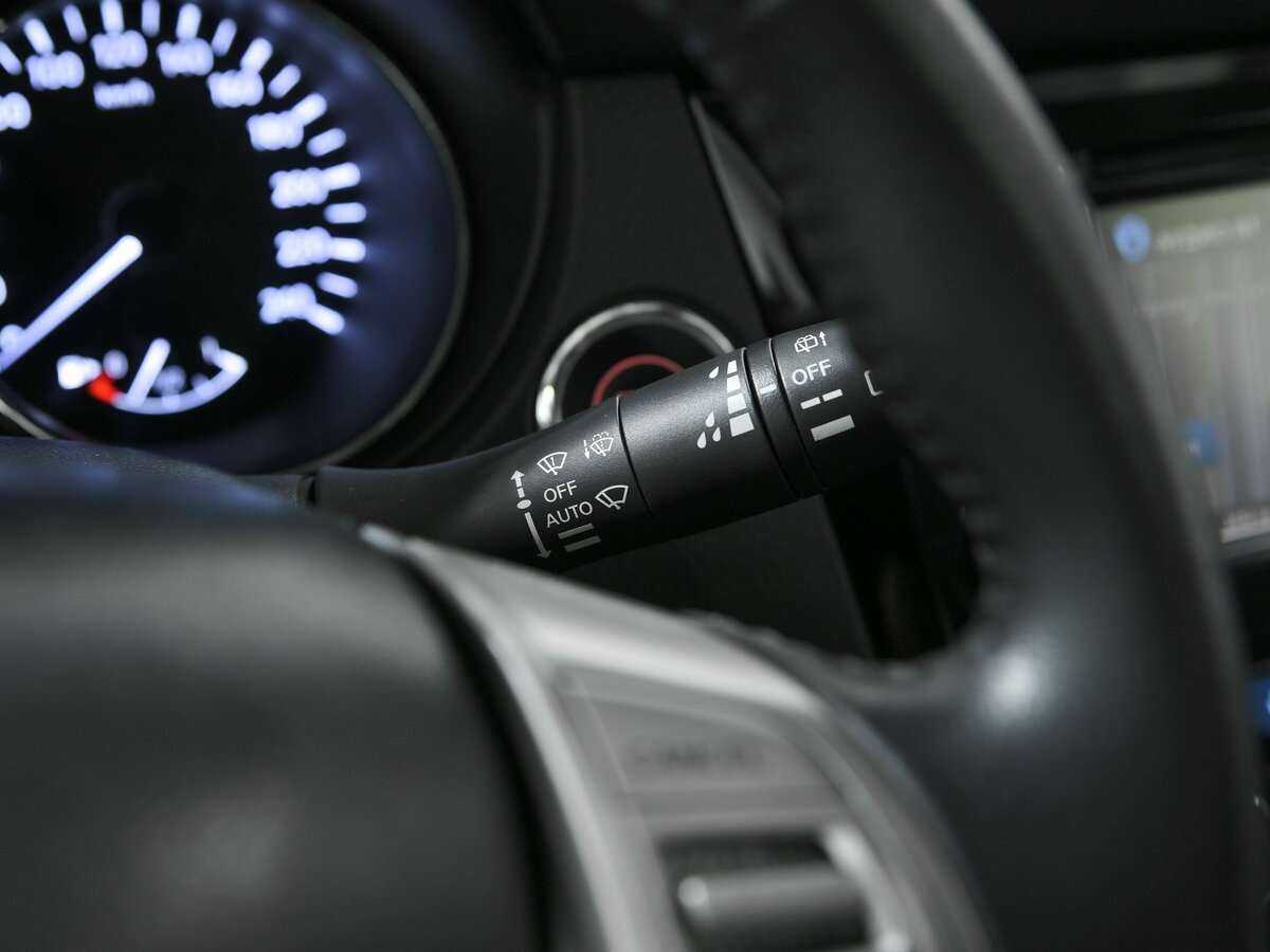 Б/У Ниссан Икс-Трейл 2017 года. Фото: #9