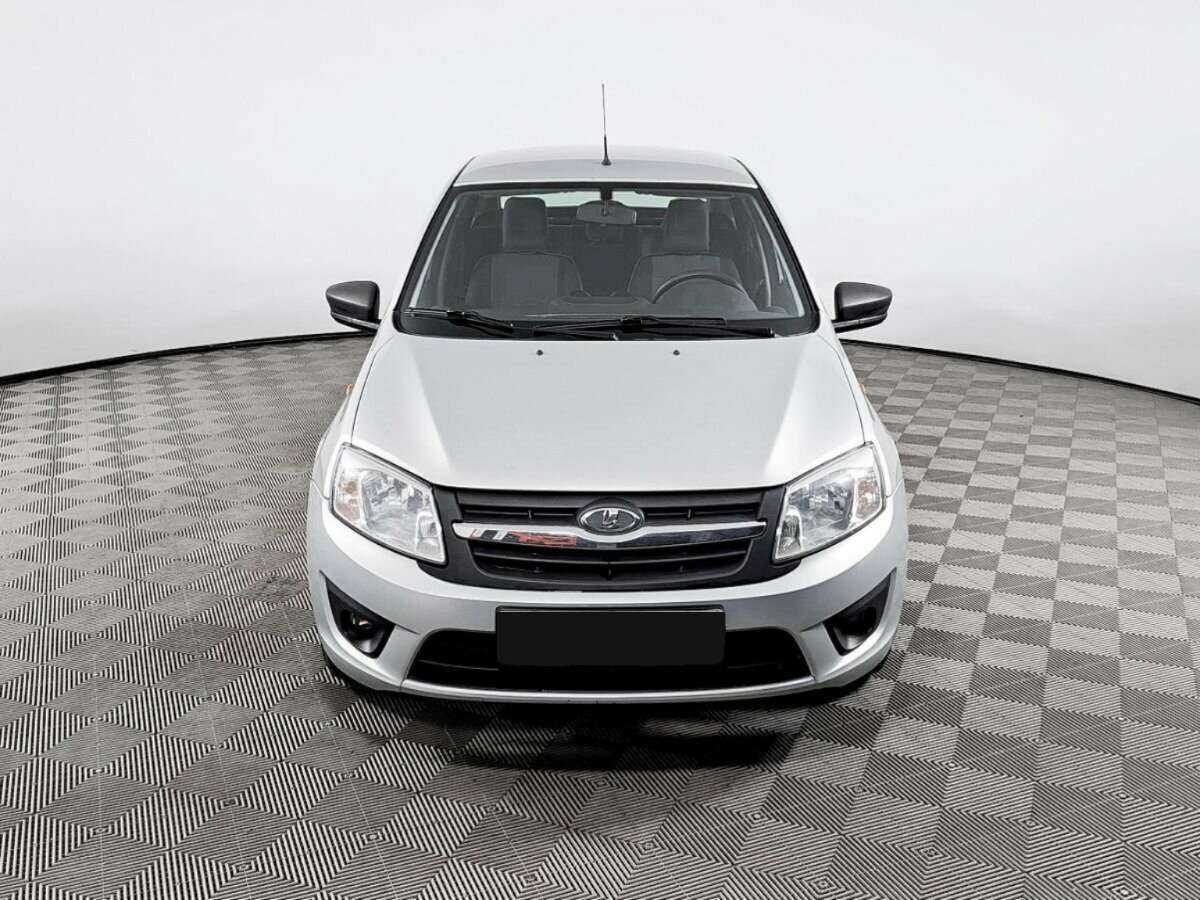 Б/У Лада (ВАЗ) Гранта 2016 года. Фото: #1