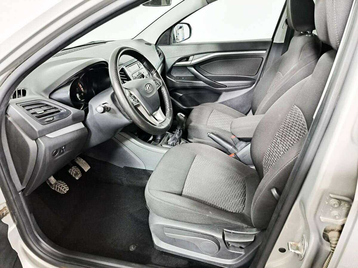 Б/У Лада (ВАЗ) Веста 2019 года. Фото: #10