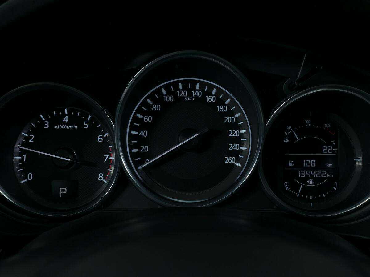 Б/У Мазда Ц-Икс-5 2017 года. Фото: #12