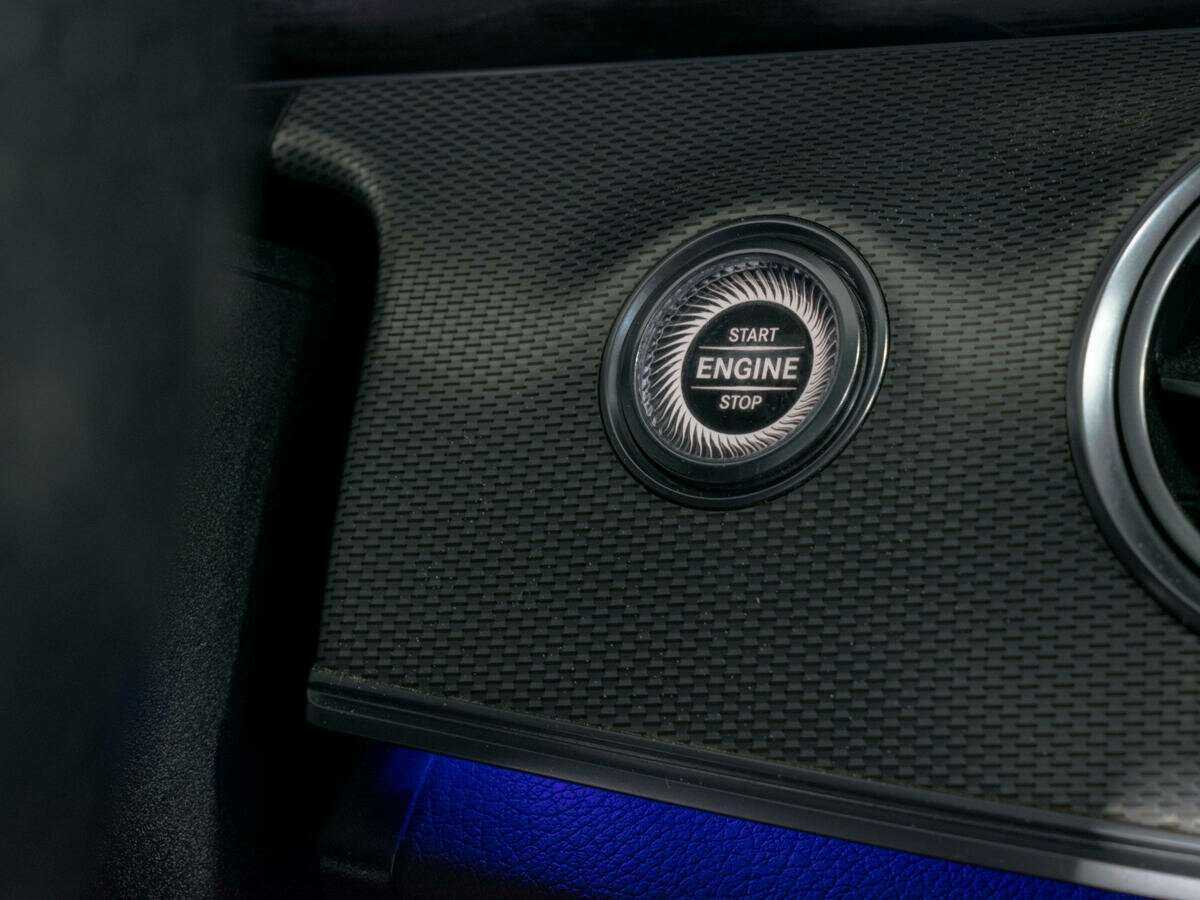 Б/У Мерседес-Бенц Е-Класс 2017 года. Фото: #13