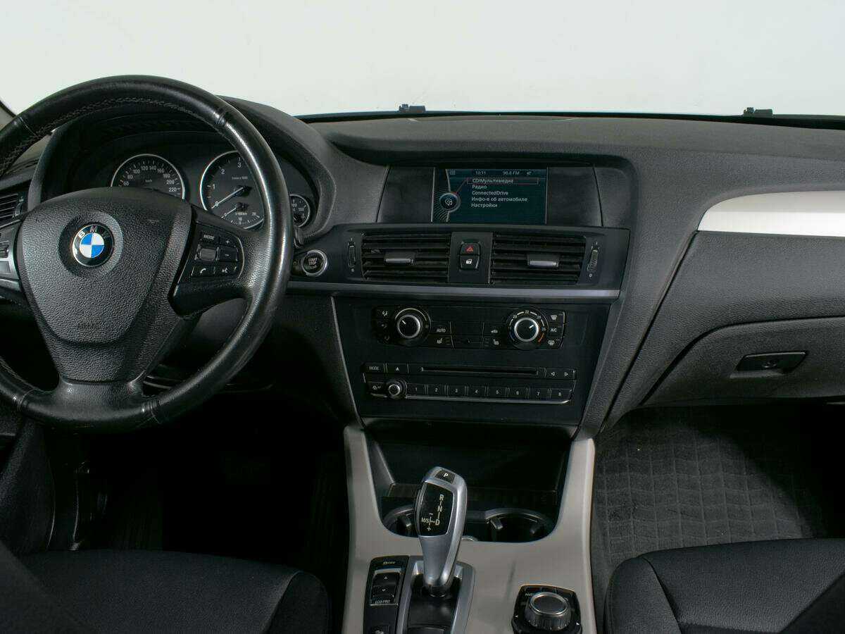 Б/У БМВ Икс3 2014 года. Фото: #9
