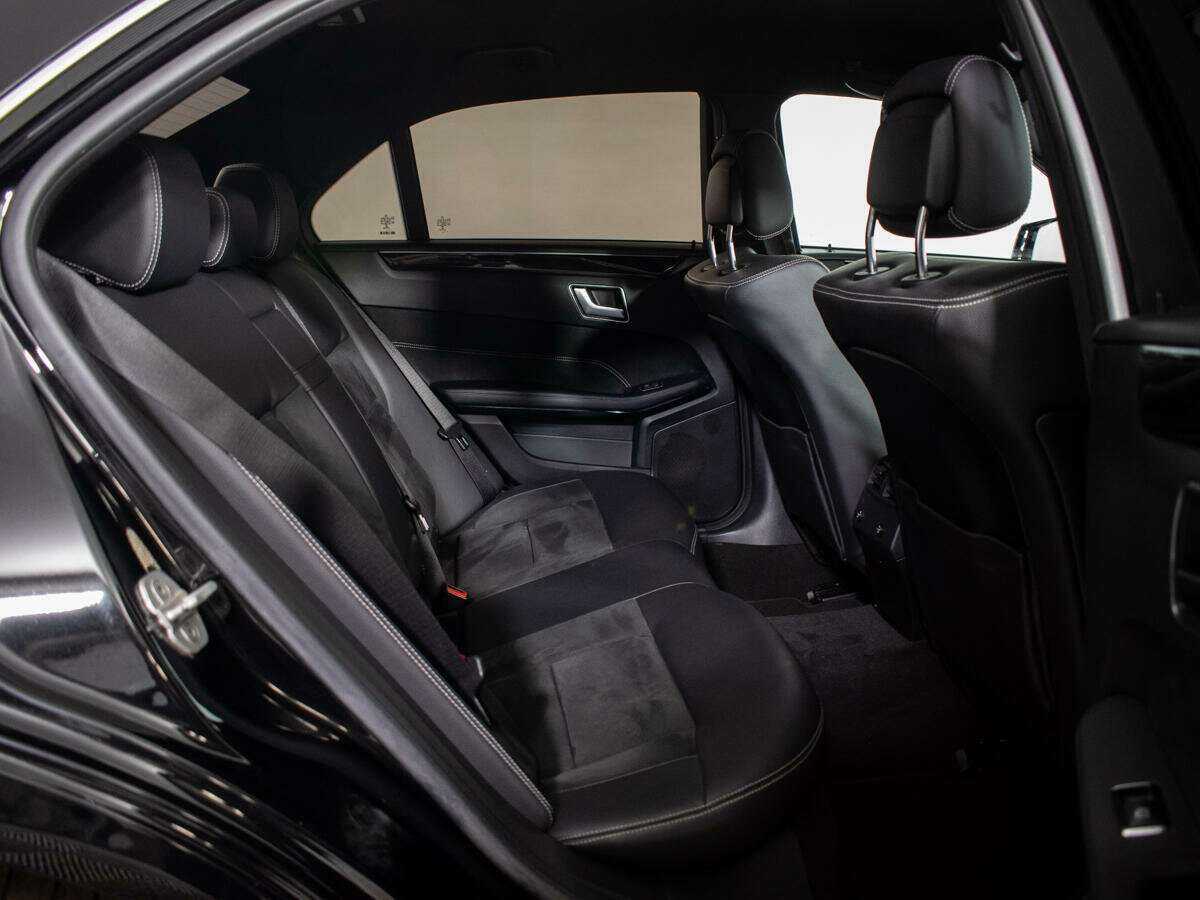 Б/У Мерседес-Бенц Е-Класс 2014 года. Фото: #9