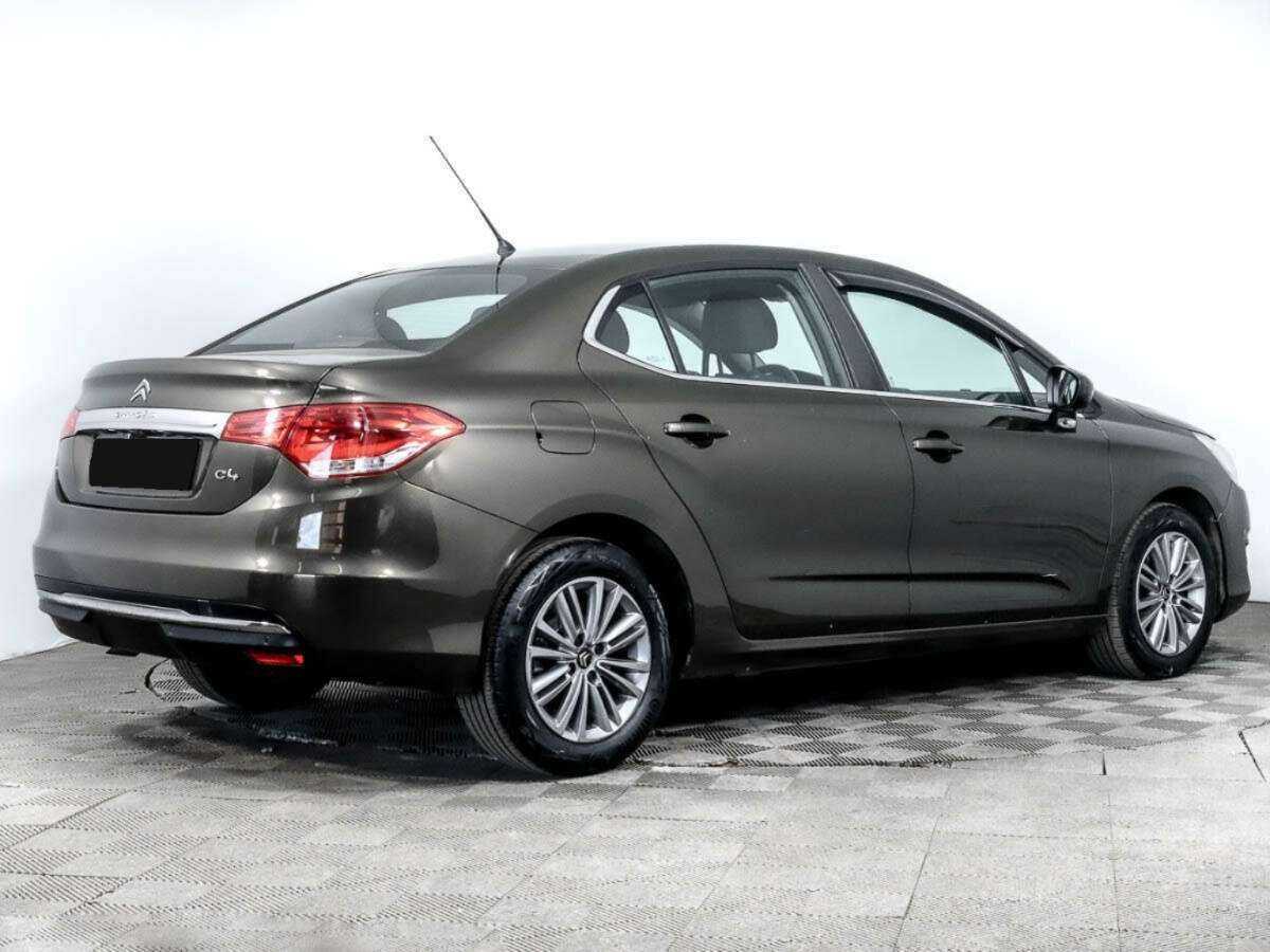 Б/У Ситроен Ц4 2015 года. Фото: #3