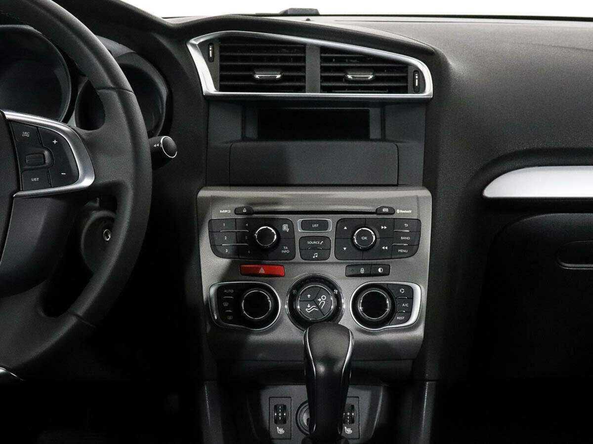 Б/У Ситроен Ц4 2020 года. Фото: #8