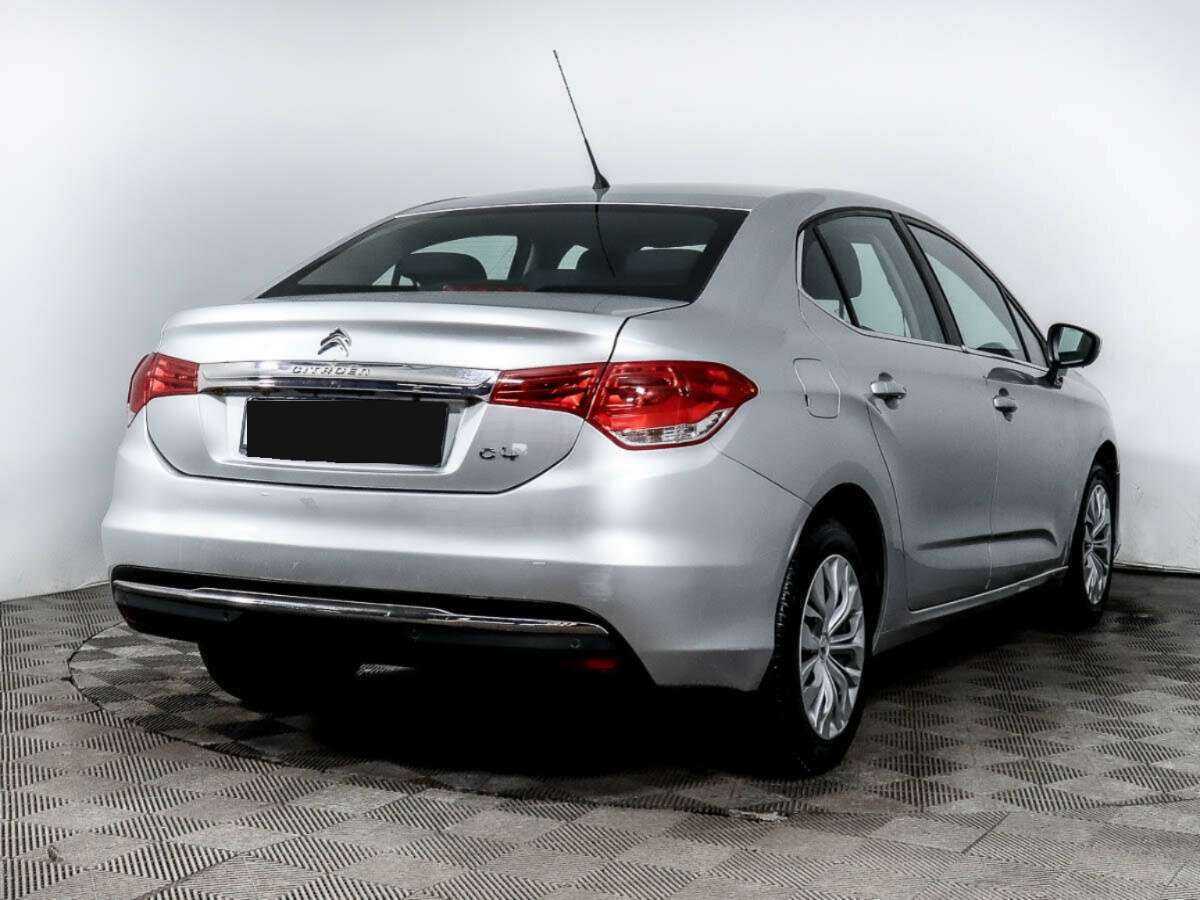 Б/У Ситроен Ц4 2017 года. Фото: #3