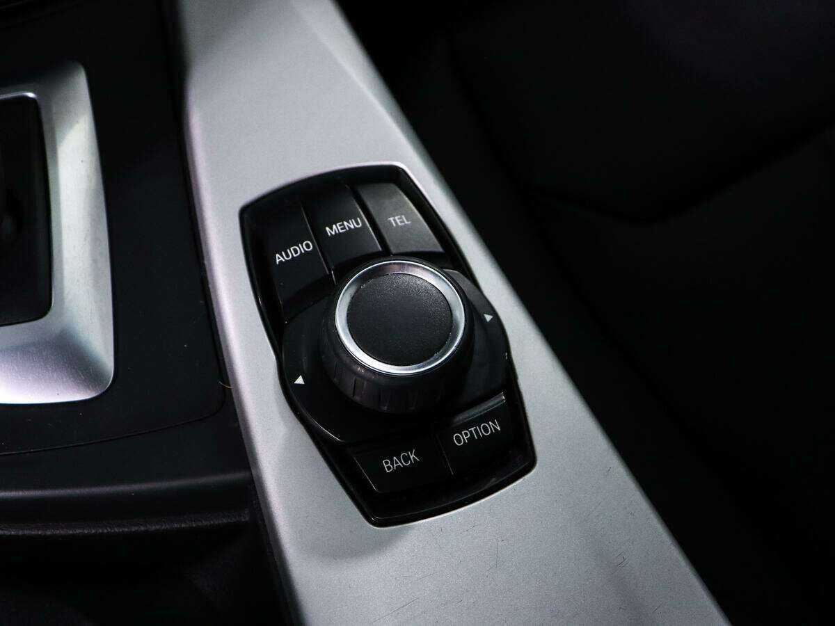 Б/У БМВ 3 серии 2013 года. Фото: #14