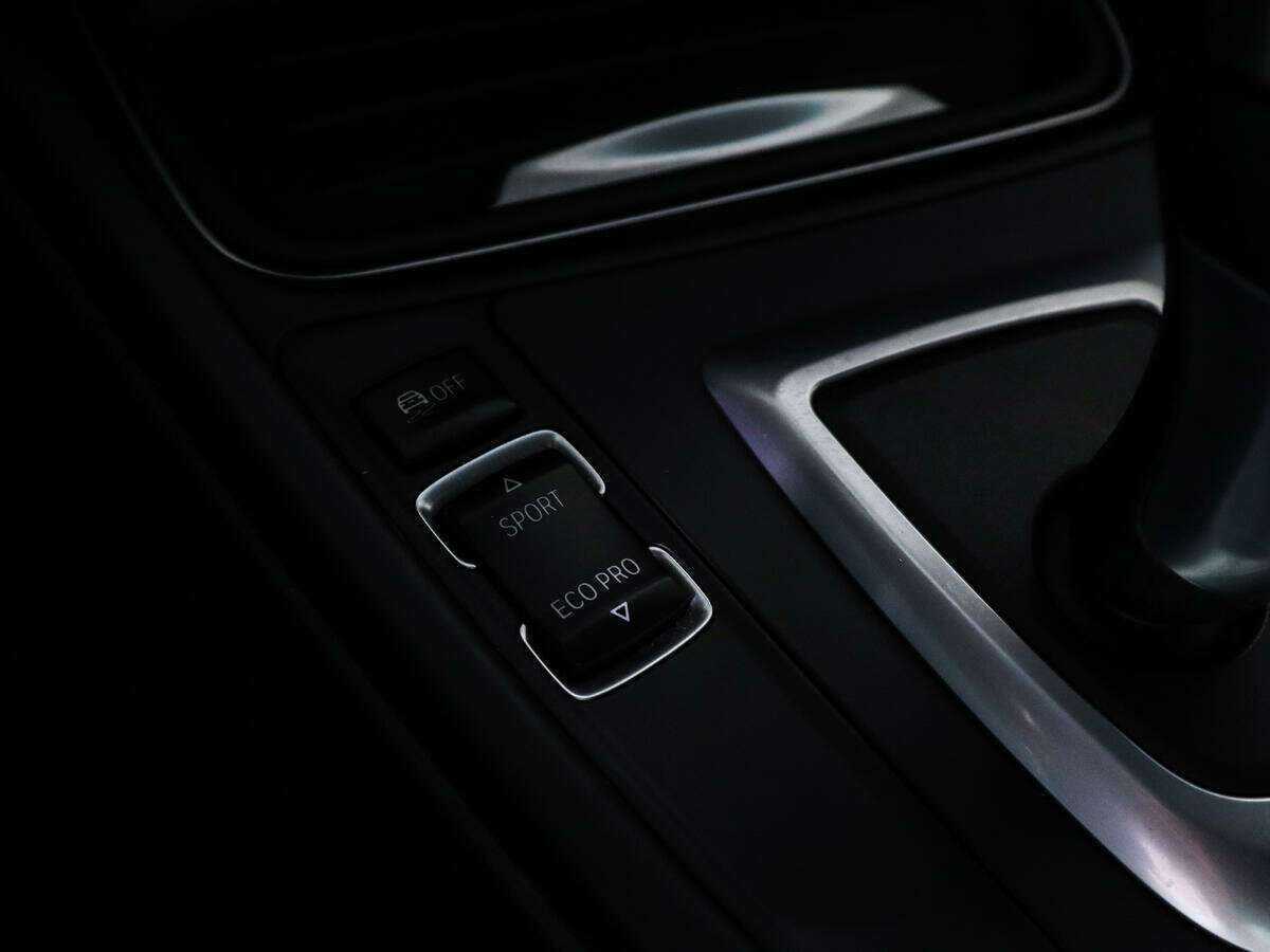 Б/У БМВ 3 серии 2013 года. Фото: #15