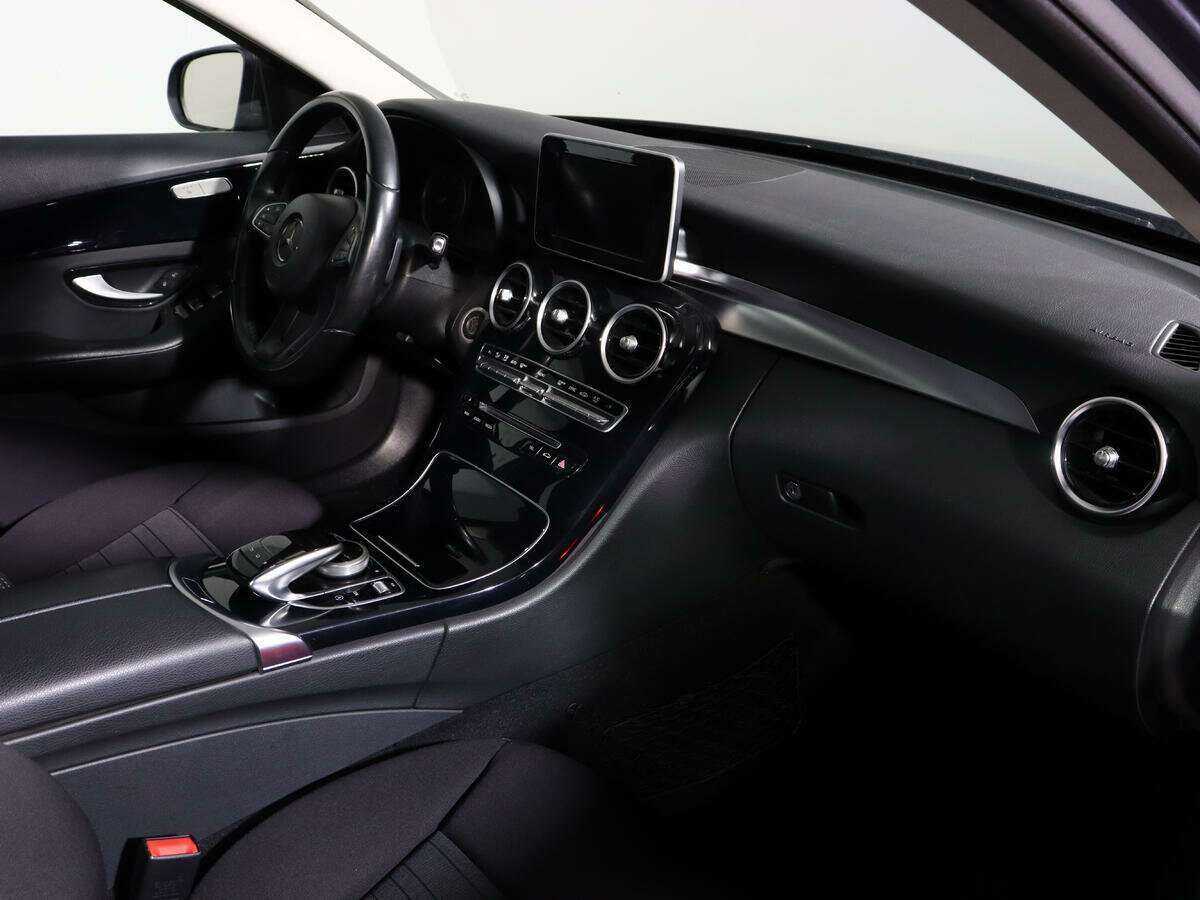 Б/У Мерседес-Бенц Ц-Класс 2014 года. Фото: #5