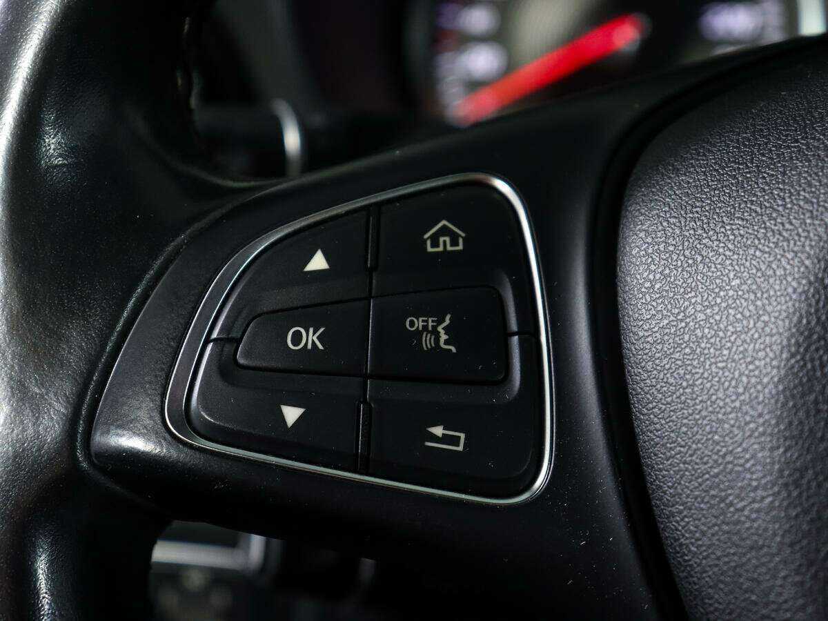 Б/У Мерседес-Бенц Ц-Класс 2014 года. Фото: #15