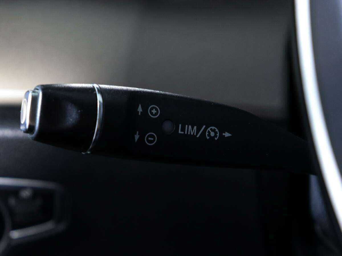 Б/У Мерседес-Бенц Е-Класс 2016 года. Фото: #20