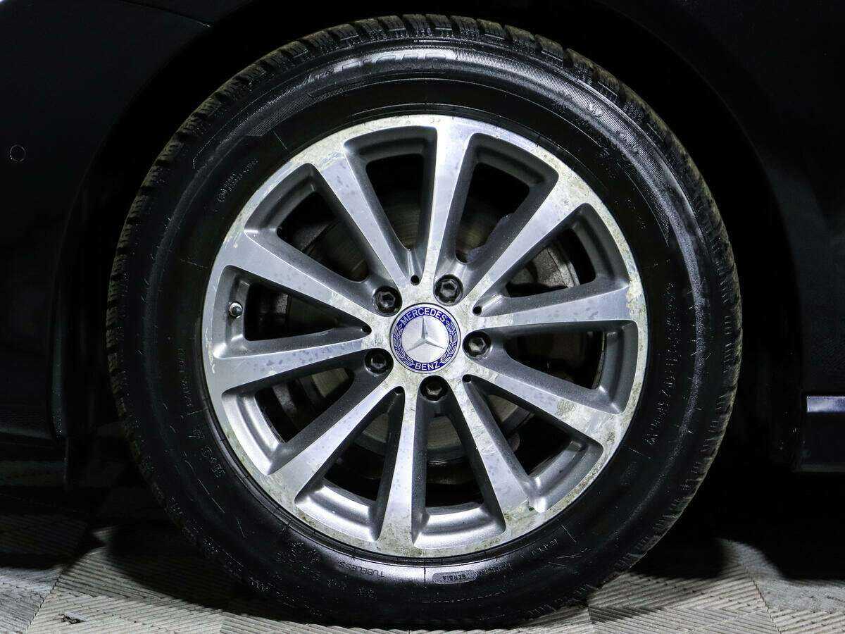 Б/У Мерседес-Бенц Е-Класс 2016 года. Фото: #24