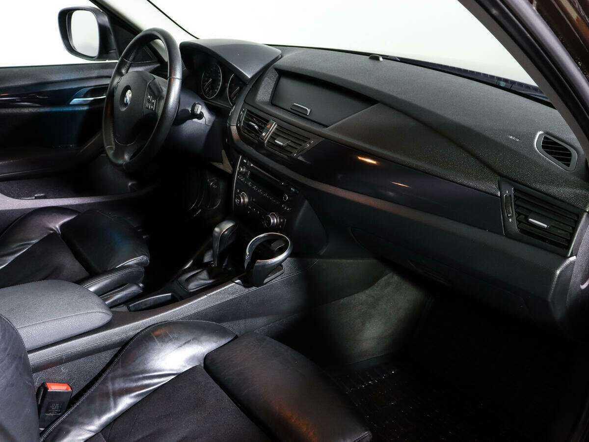 Б/У БМВ Икс1 2012 года. Фото: #8