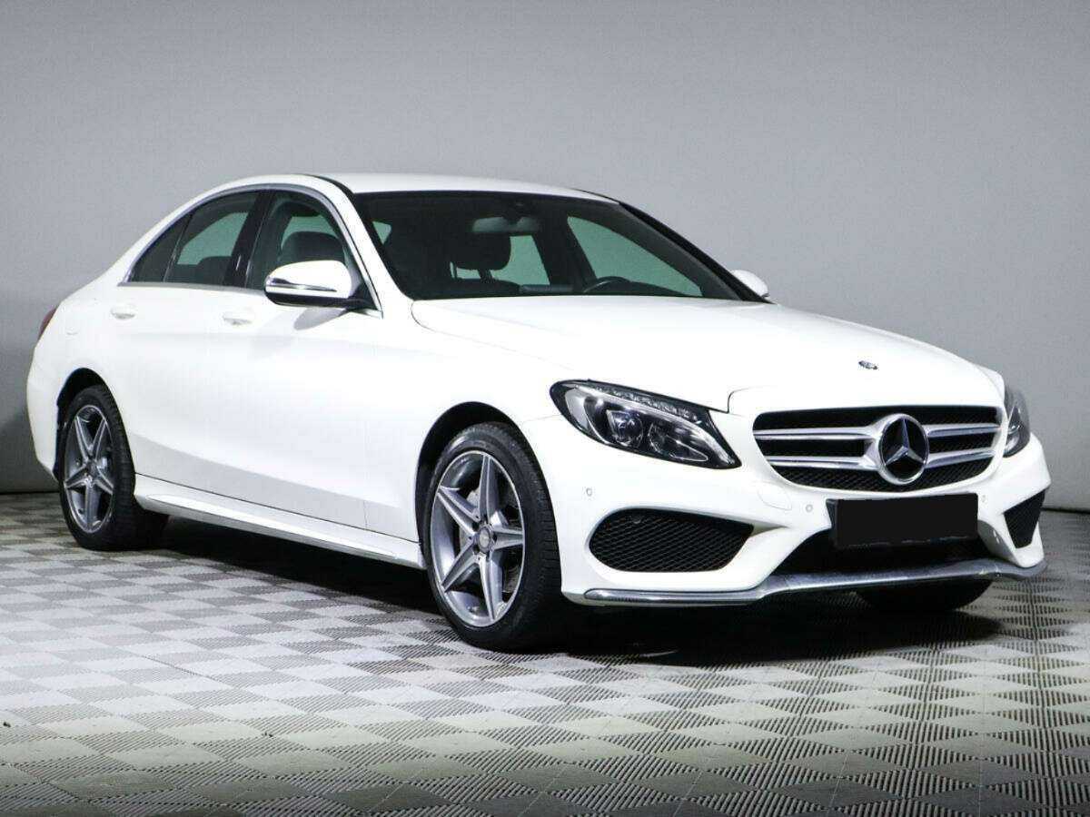Б/У Мерседес-Бенц Ц-Класс 2015 года. Фото: #2