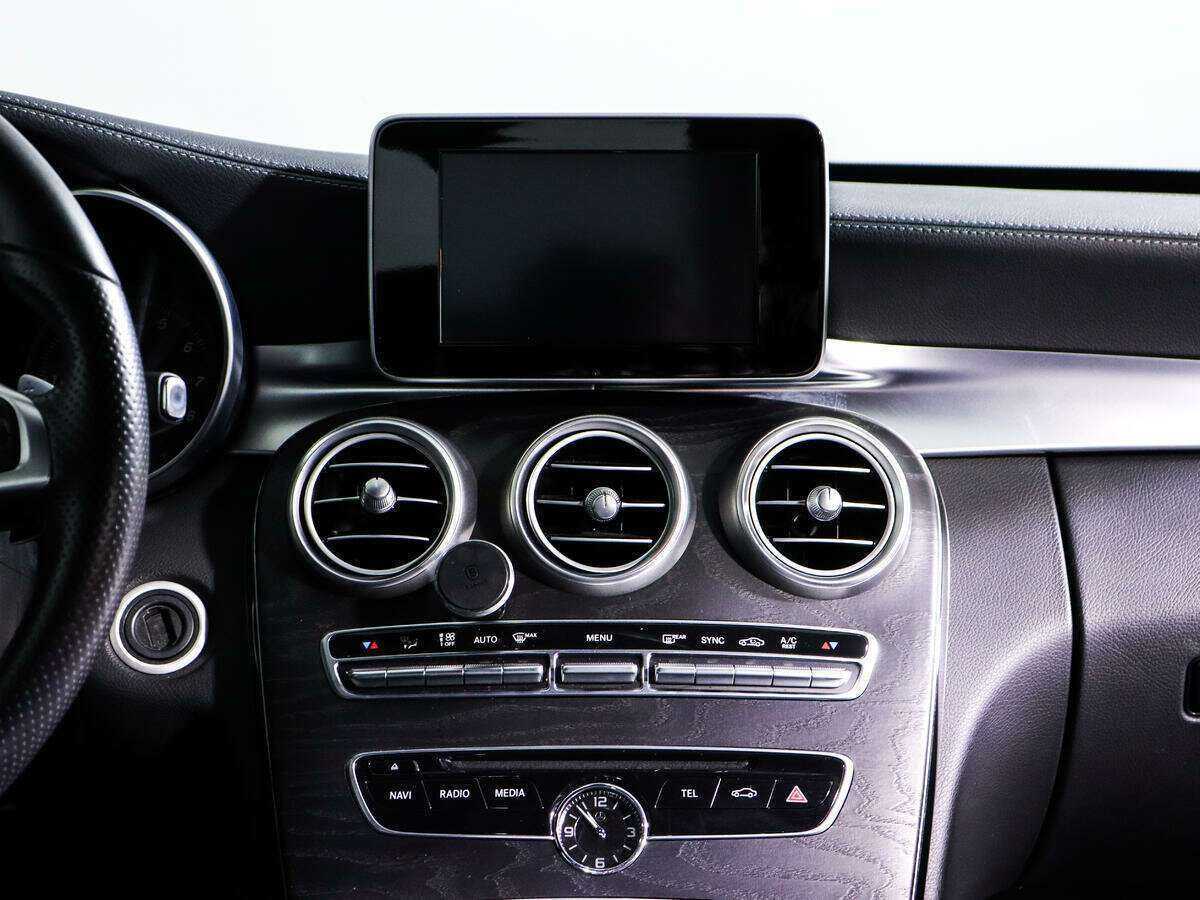 Б/У Мерседес-Бенц Ц-Класс 2015 года. Фото: #10