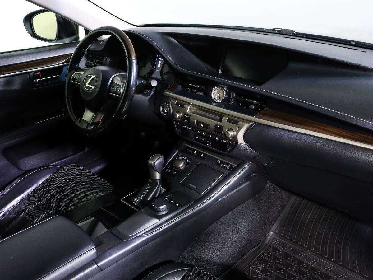 Б/У Лексус ЕС 2016 года. Фото: #5