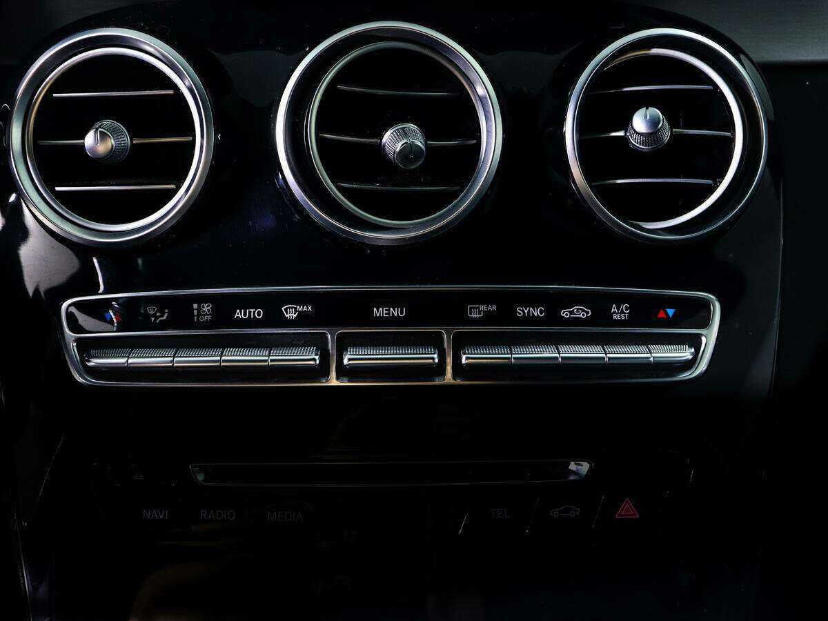 Б/У Мерседес-Бенц Ц-Класс 2016 года. Фото: #13