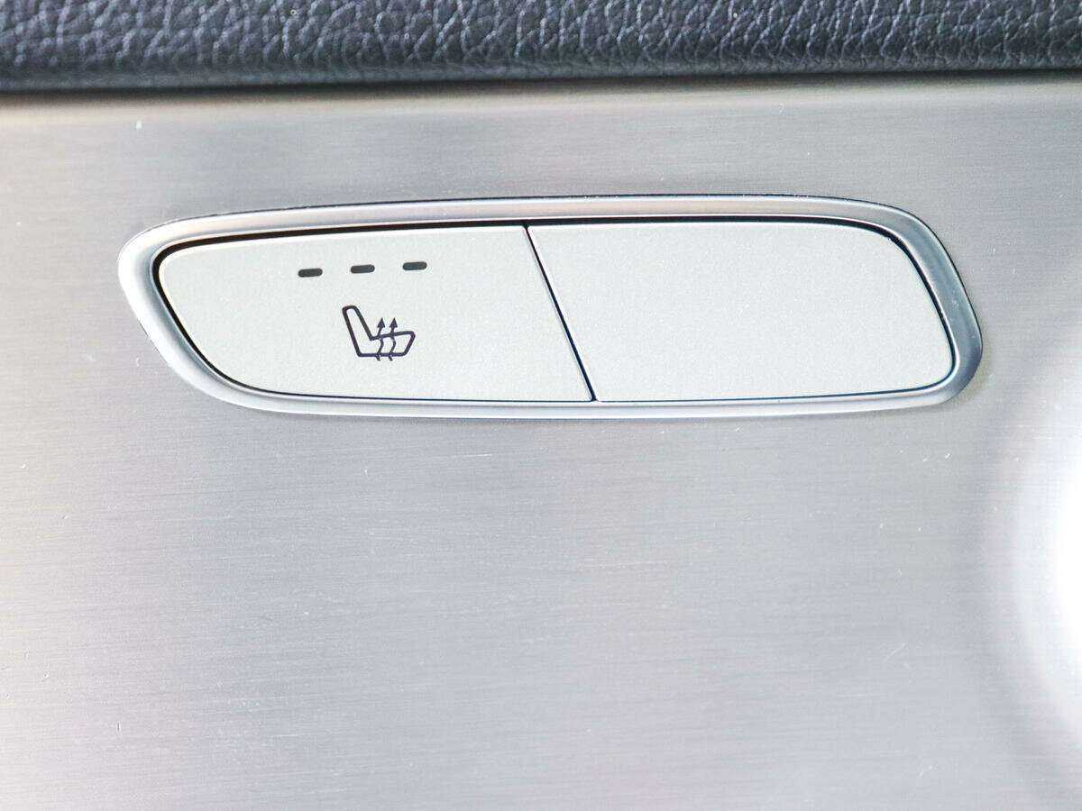 Б/У Мерседес-Бенц Ц-Класс 2016 года. Фото: #21