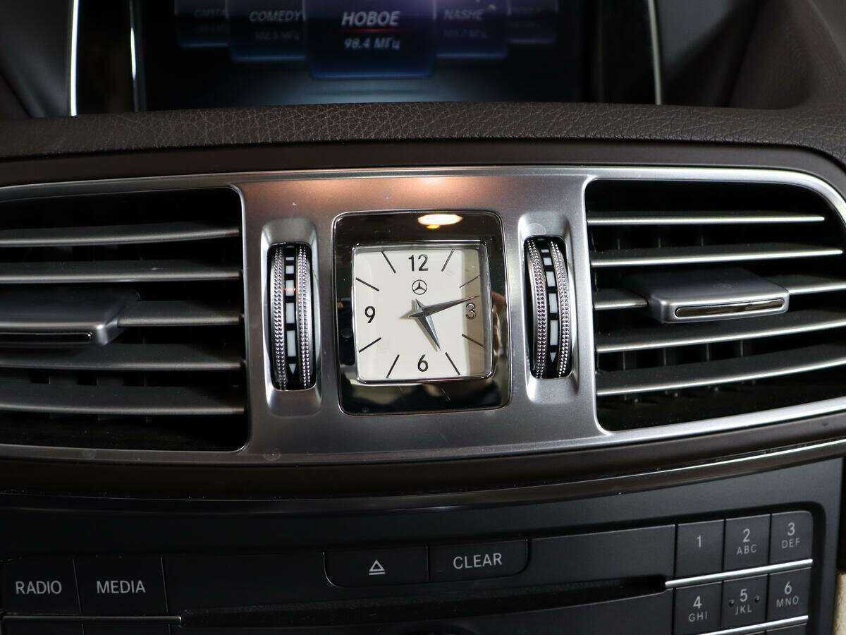 Б/У Мерседес-Бенц Е-Класс 2016 года. Фото: #24