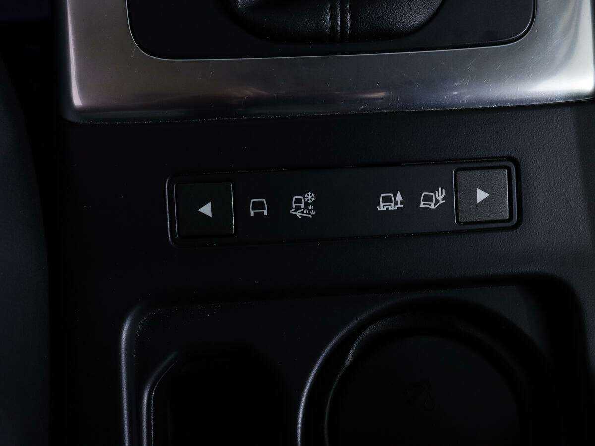 Б/У Лэнд Ровер Фрилендер 2013 года. Фото: #16