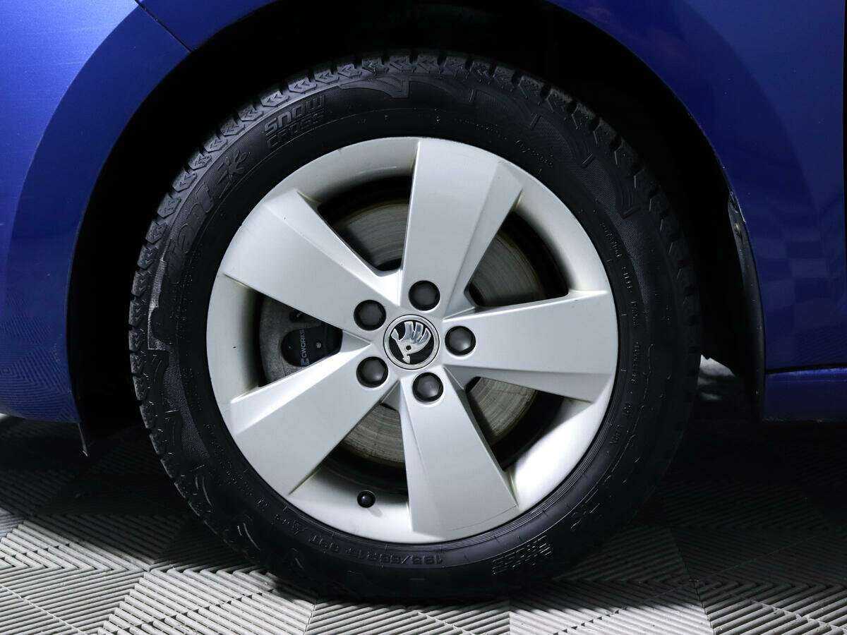 Б/У Шкода Рапид 2017 года. Фото: #12