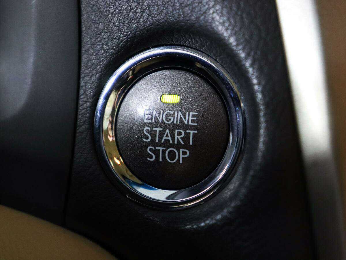 Б/У Лексус Р-Икс 2012 года. Фото: #19