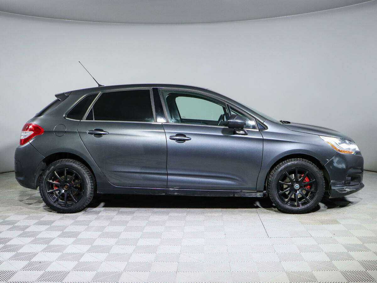 Б/У Ситроен Ц4 2013 года. Фото: #3