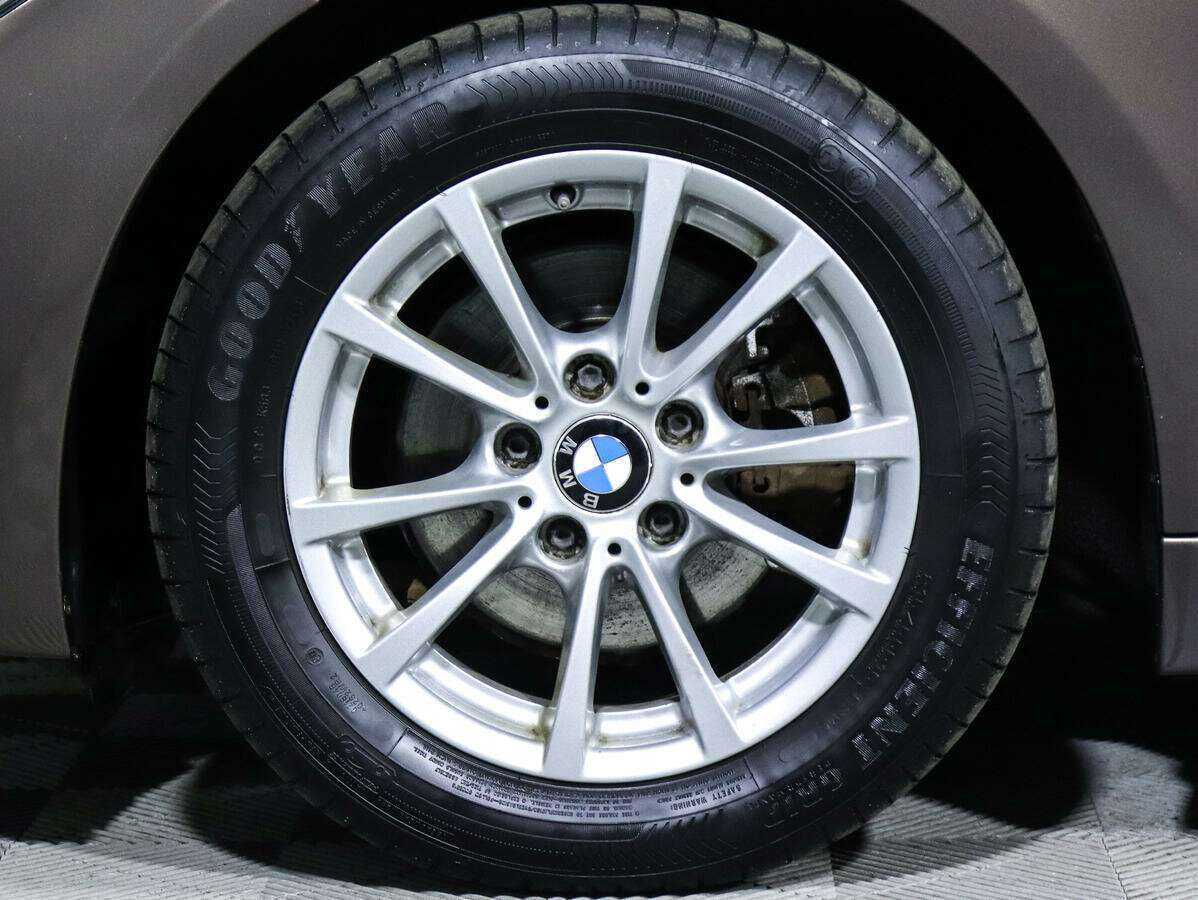 Б/У БМВ 3 серии 2013 года. Фото: #12