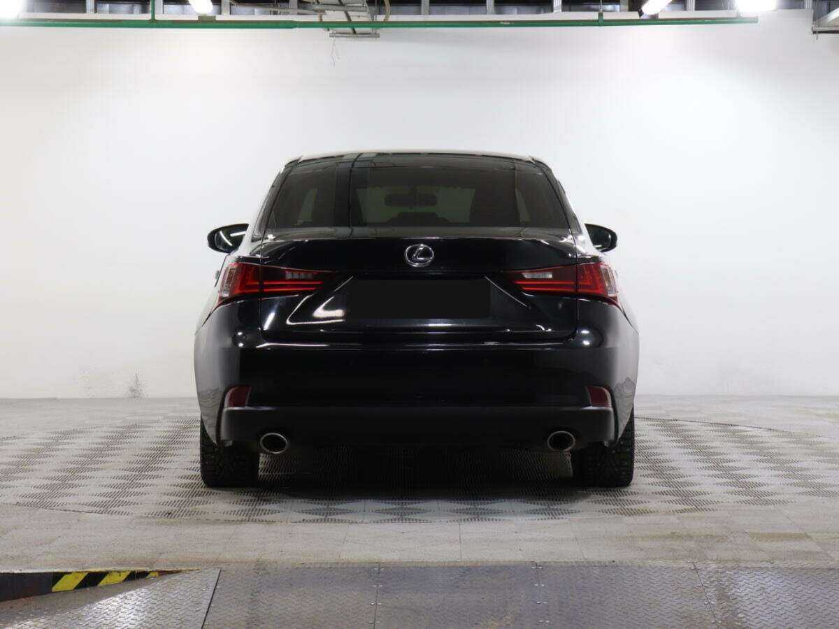 Б/У Лексус ИС 2015 года. Фото: #3