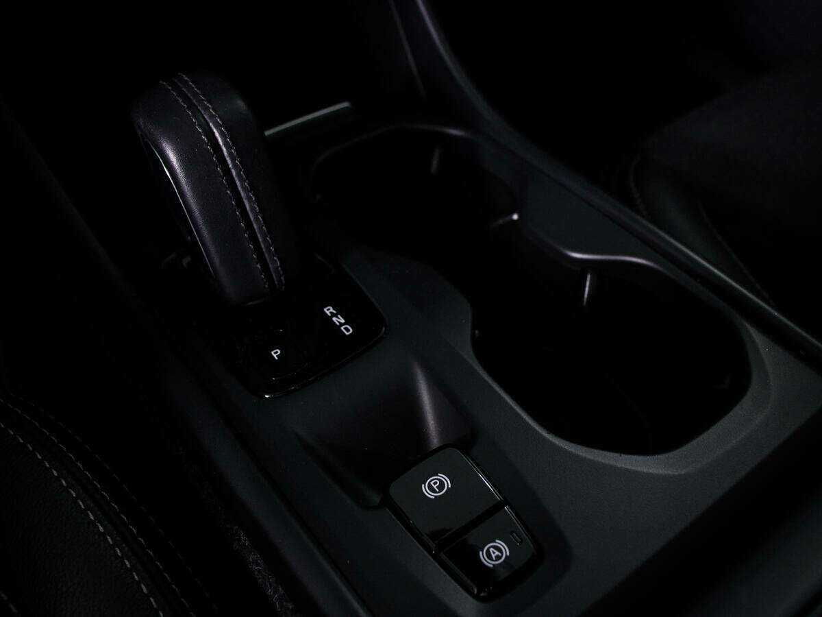 Б/У Вольво ИксЦ40 2019 года. Фото: #19