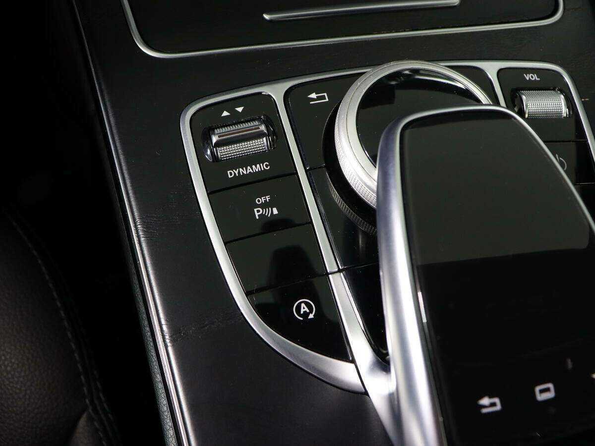 Б/У Мерседес-Бенц Ц-Класс 2015 года. Фото: #20