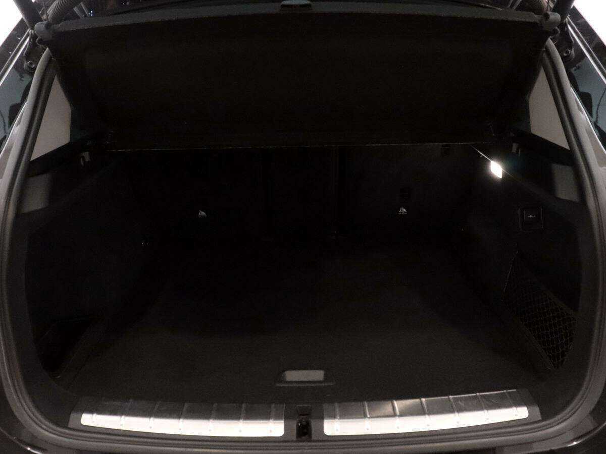 Б/У БМВ Икс1 2017 года. Фото: #9